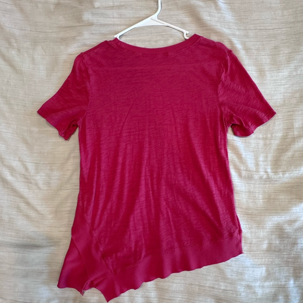 Woman’s Pink Shirt size small